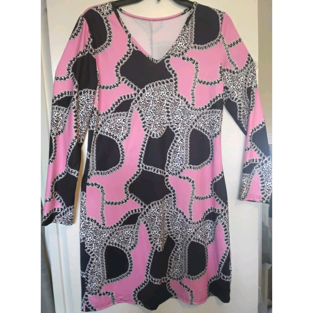 Women Sma1l Pink Animal Print Chain Link Pattern V Neck Shift Dress Long Sleeve